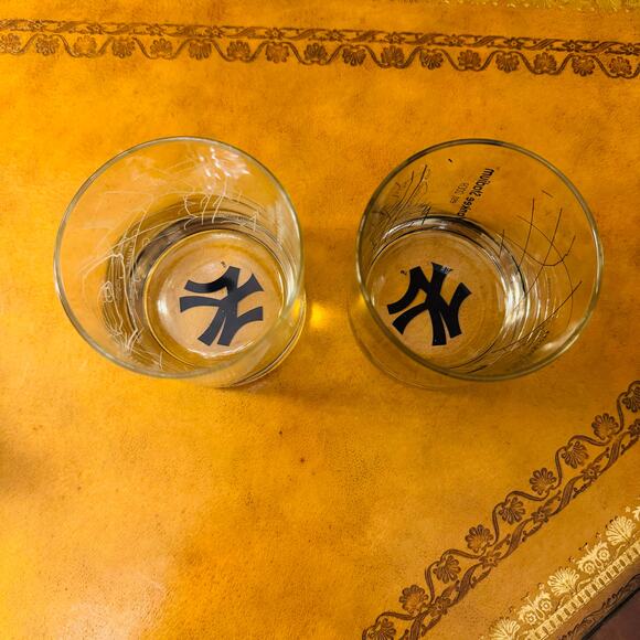 MLB New York Yankees Baseball Ballpark Map Rocks Whiskey Glasses Set of 2 NEW - Picture 14 of 16